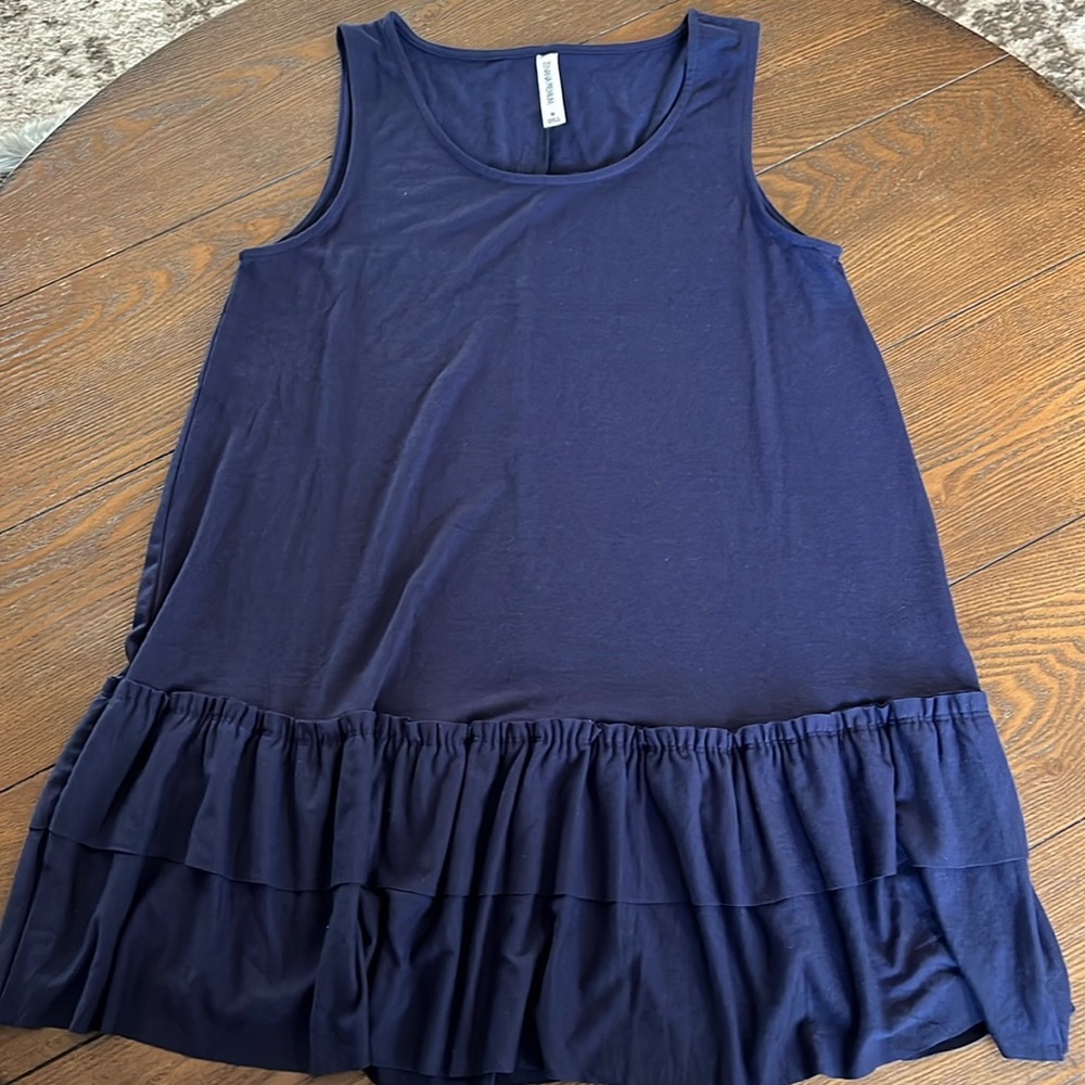 Zenana sleeveless top M